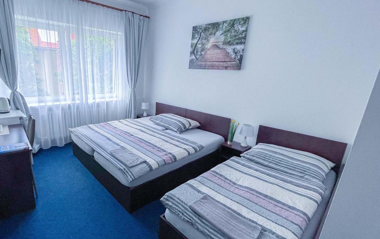 Triple Room,1237584898:JPEG